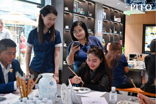Connecting Overseas Chinese Business Through Intangible Cultural Heritage (5)