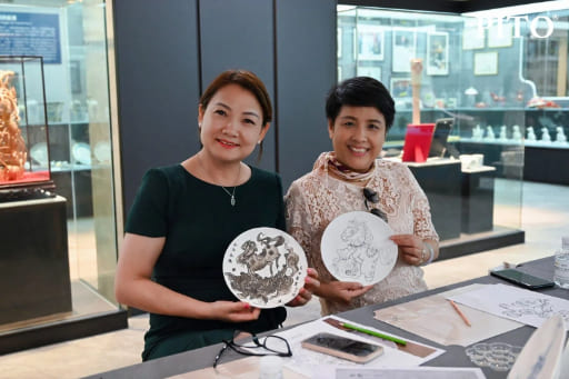 Connecting Overseas Chinese Business Through Intangible Cultural Heritage (6)