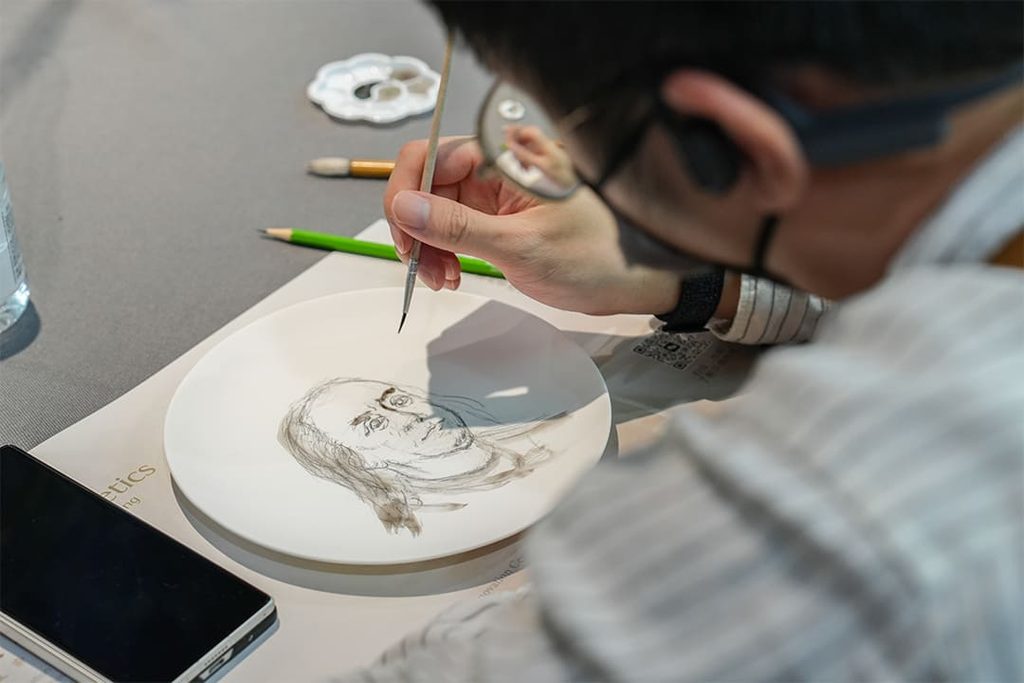 PIB College Visits PITO to Explore the Contemporary Expression of Chaozhou Blue and White Porcelain (8)