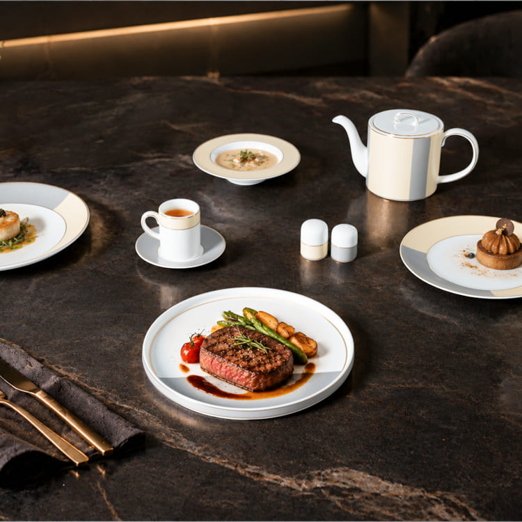 Velora Luxury Bone China Dinnerware with Gold Rim (3)