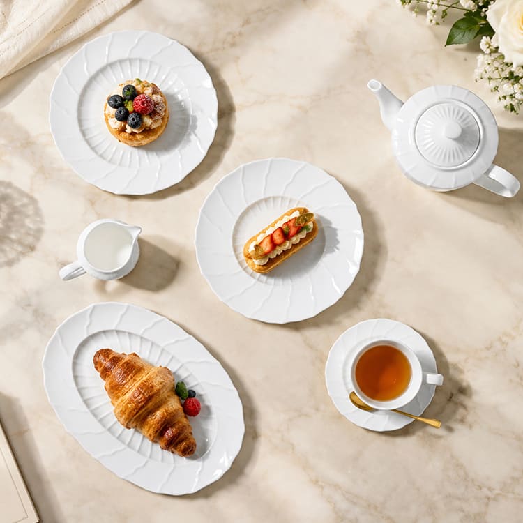 White Fine Porcelain Dinnerware (4)